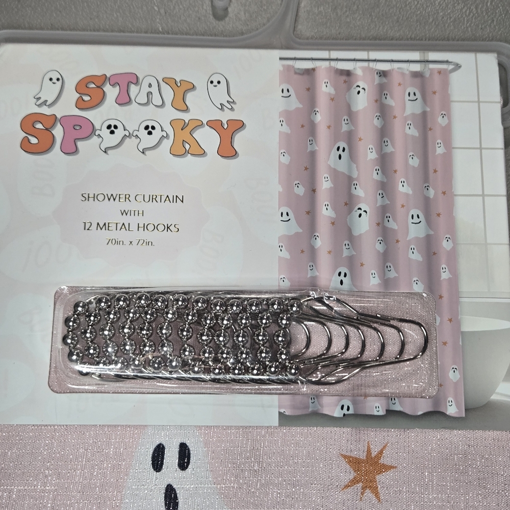 Pink Ghost Curtain Set - Picture 3 of 4
